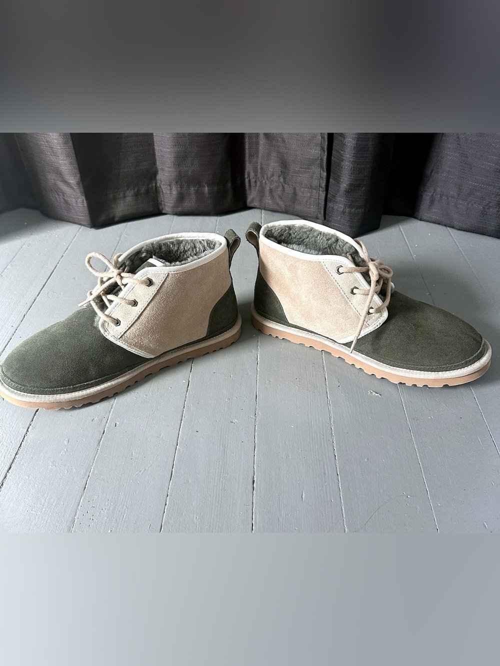 UGG Neumel Chukka Boots Colorblock Olive Tan Men's 11 — Like New
